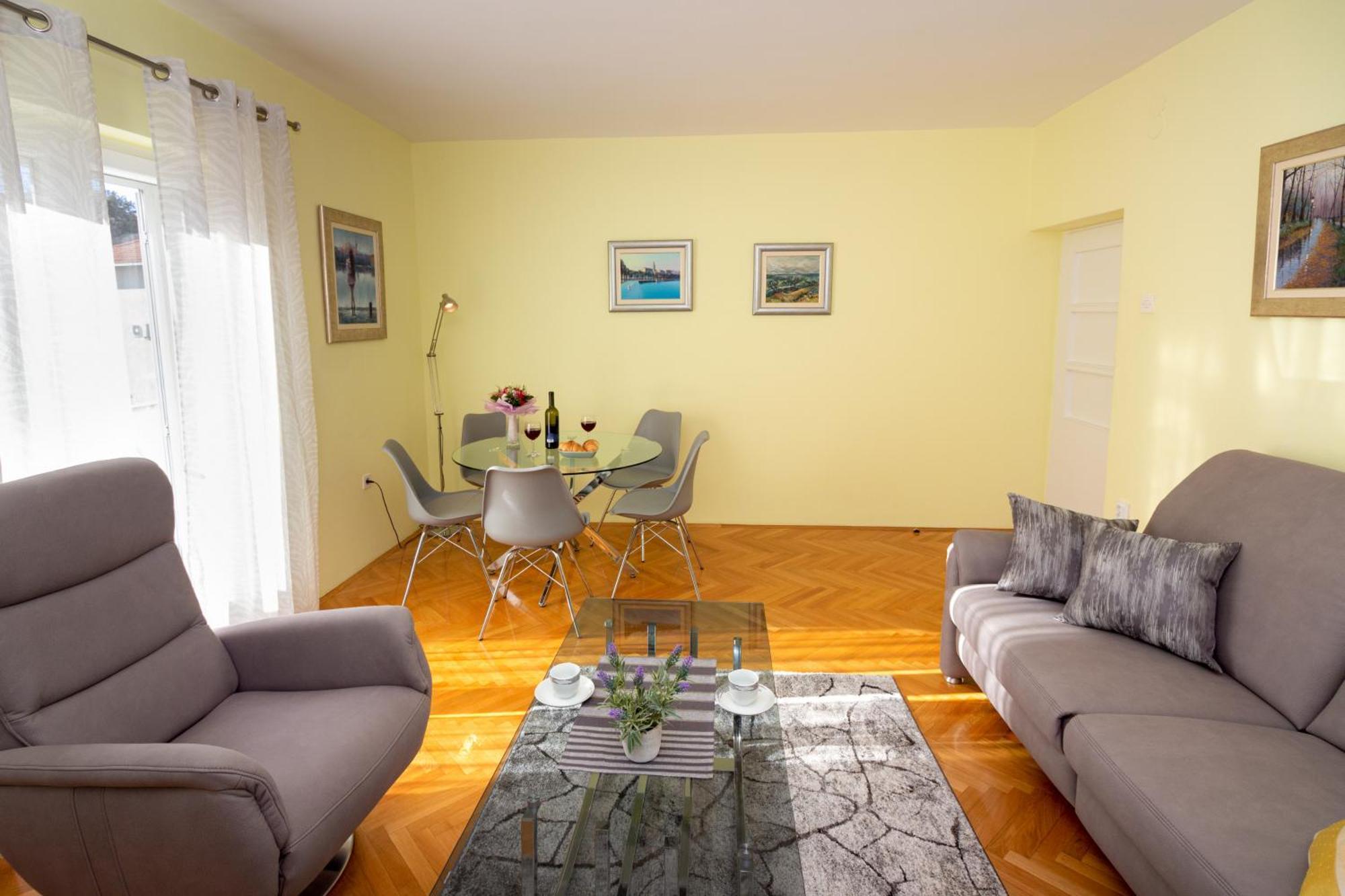 Apartment Fortunella Split Exterior photo