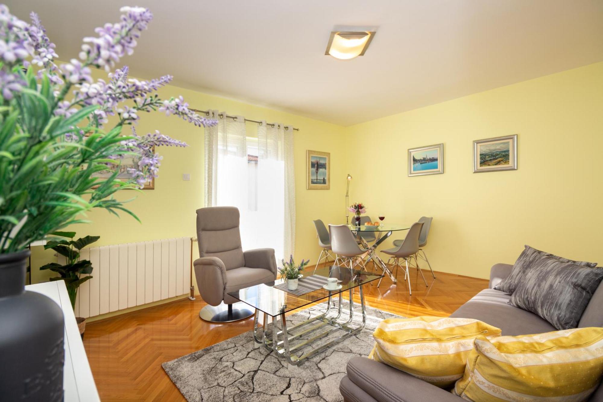 Apartment Fortunella Split Exterior photo
