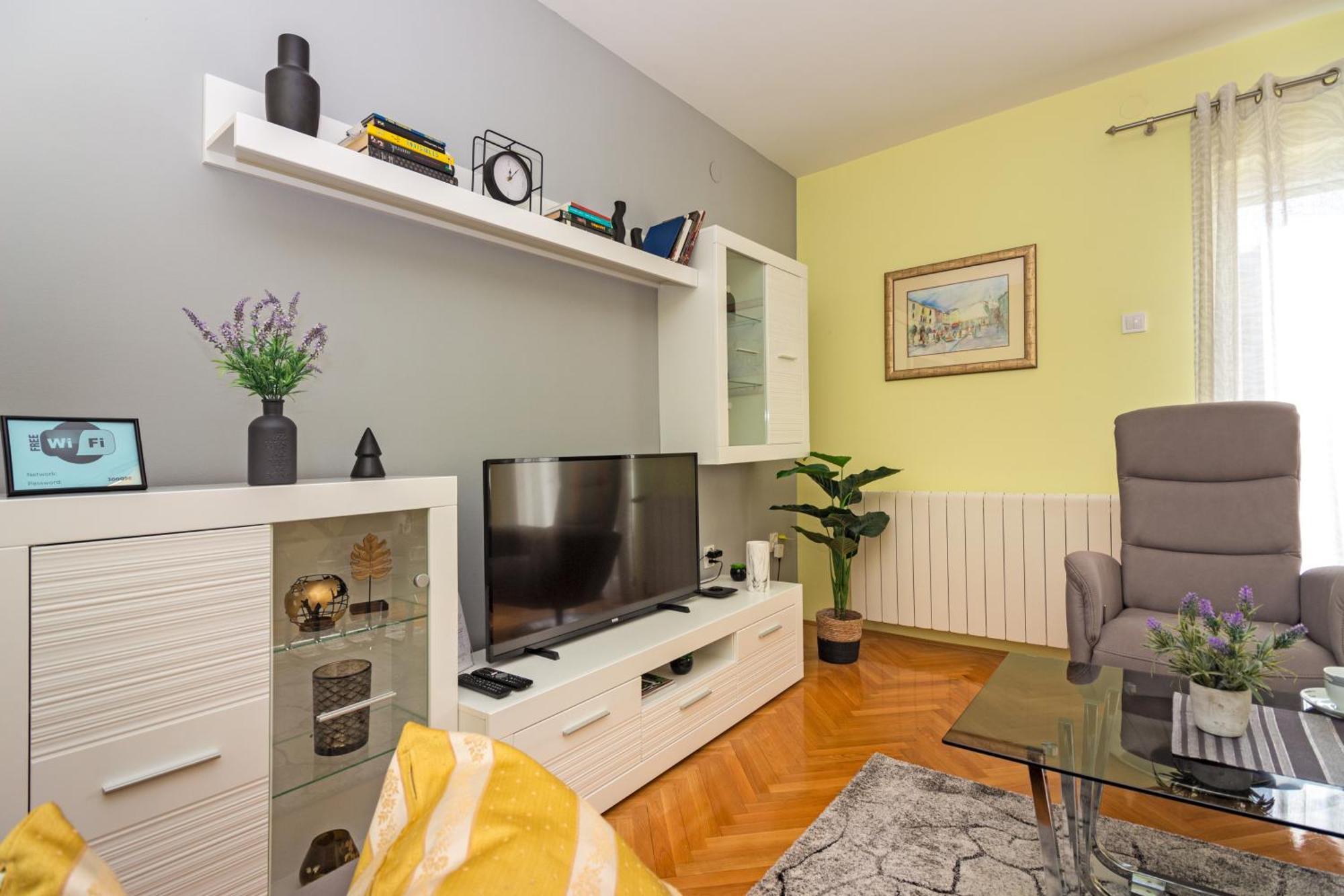 Apartment Fortunella Split Exterior photo